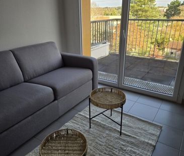 Location Appartement 1 pièce 24m² ST HERBLAIN 44800 - Photo 1