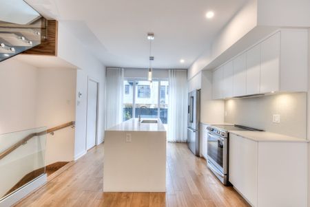 Maison à étages à louer - Montréal (Rosemont/La Petite-Patrie) (Shop Angus) - Photo 4