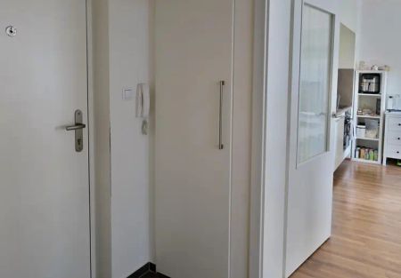 Pronájem bytu 2+kk s parkovacím stáním na Rybářské Brno - Photo 2