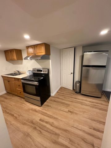 For Lease - 33 Brightsview Drive, Richmond Hill, Ontario - Photo 2