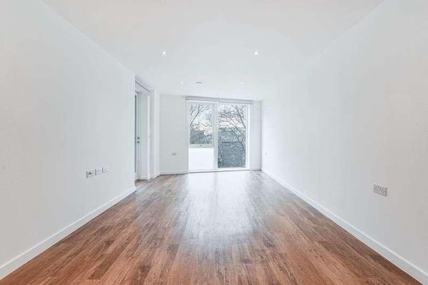 New Cross Road, New Cross, SE14 - Photo 1