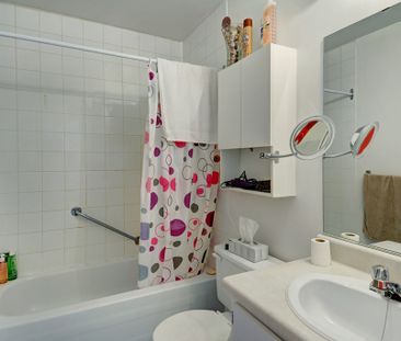 3½ Apartment For Rent — Available March - Photo 1