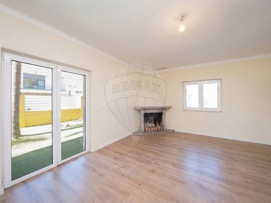 Moradia T4 em Setúbal - Foto 1