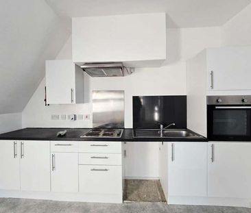 Hertford Road, EN3 - Photo 4