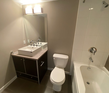 2 Bedroom - Photo 3