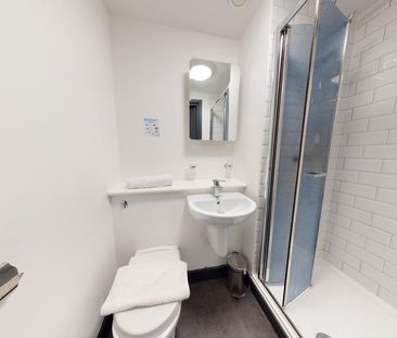 1 bedroom private hall to rent - Photo 5