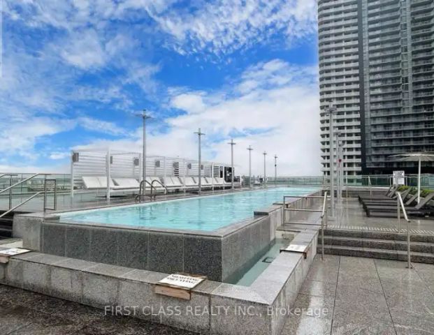 901 - 1000 PORTAGE PARKWAY | 901 - 1000 PORTAGE PARKWAY, Vaughan - Photo 1