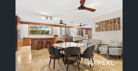 Grand Fully Furnished 5-Bedroom Residence with Indoor Heated Pool — Garden & Pool Service Included - Photo 4