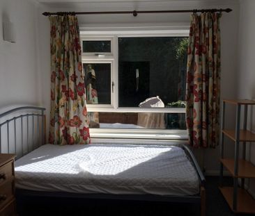 4 bed semi-detached house to rent in Norvic Drive, Norwich, Norfolk - Photo 4