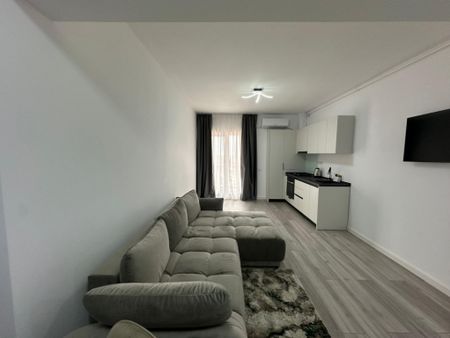 Apartament 3 camere, 70 mp, zona Rafinaria Vega - Photo 2