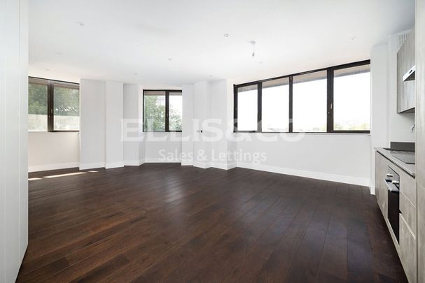 High Road, N20, Whetstone - Photo 1