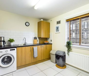 2 bedroom apartment to rent - Photo 6