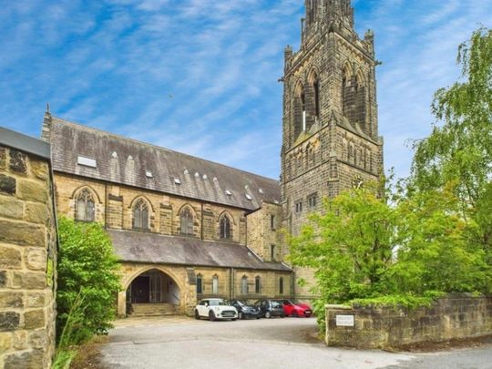 1 bedroom Flat To Let Total Size: 571 SQ FT - Photo 1