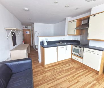 Studio to rent - Photo 3