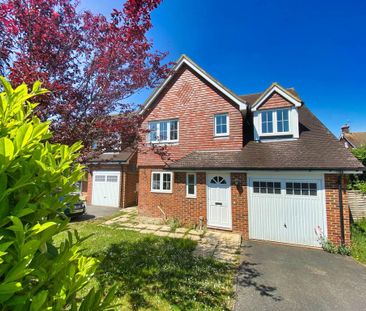 4 bedroom detached house to rent - Photo 1