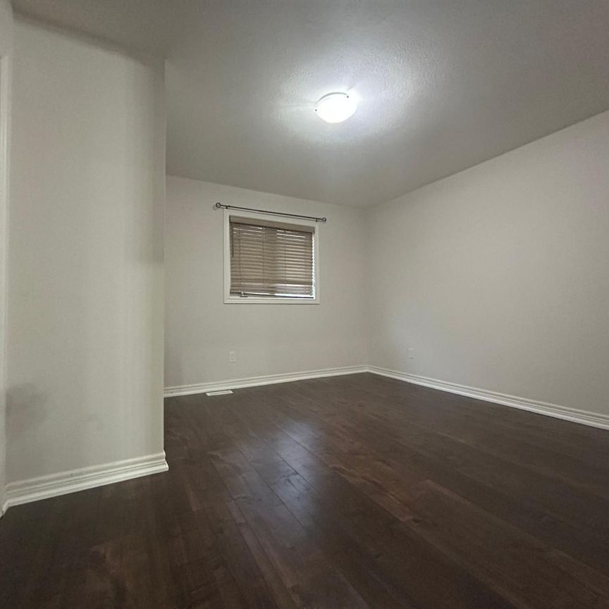 For Lease - 9334 Shoveller Drive, Niagara Falls, Ontario - Photo 1