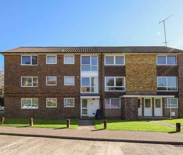 Cotswold Court, Horsham, RH13 - Photo 6