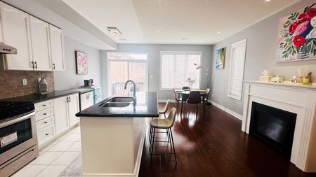 For Lease - 87 Mack Clement Lane, Richmond Hill, Ontario - Photo 4