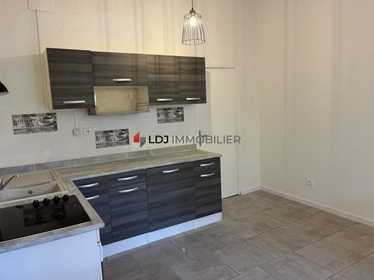 Location Appartement 1 pièce 29m² ARLES SUR TECH 66150 - Photo 1