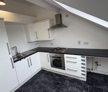 James Place, Old Carmel Chapel, Vicarage Road, Morriston, SA6 6DH - Photo 5