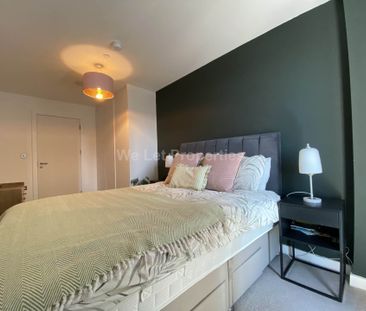 Quarry, Middlewood Locks - Photo 3