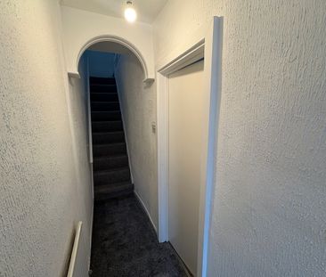 Neath Road, Morriston, Swansea, SA6 8HG - Photo 6