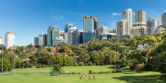 North Facing Urban Sanctuary, Unbeatable Setting - Photo 3