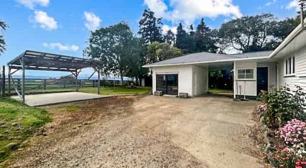 Feilding - Three Bedroom - Photo 1