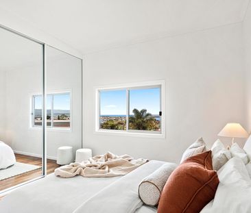 Light-Filled Home with Stunning Views and Modern Comfort - Photo 3