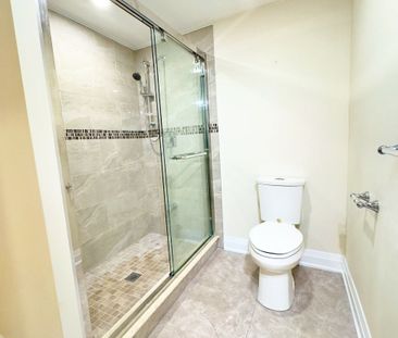 For Lease - 100 Larratt Lane, Richmond Hill, Ontario - Photo 6