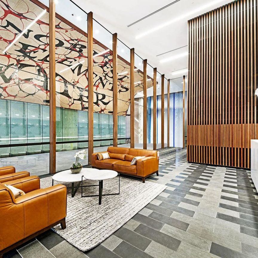 ✨ Modern City Living in the Iconic Greenland Centre - One bedroom + Study room - Photo 1