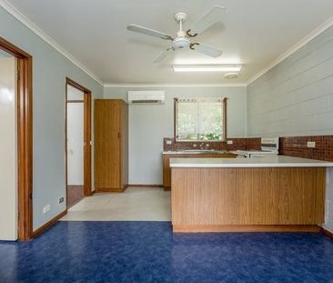 Comfortable & Convenient Living in Lavington - Photo 3