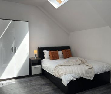 1 bedroom in a house share to rent - Photo 1