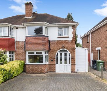 4 bedroom semi-detached house to rent - Photo 3