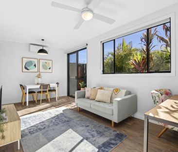 Private & Peaceful Garden Flat in Prime Coastal Location - Fully Fu... - Photo 1