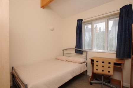 3 bedroom house share to rent - Photo 4