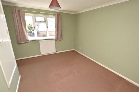 Aspen Gardens, Plympton, Plymouth, Devon, PL7 - Photo 2