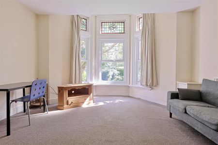 1 bedroom Flat to rent in Osborne Avenue, Jesmond, Newcastle Upon Tyne NE2 - Photo 2