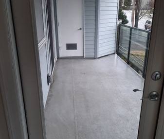 2-Bedroom 2BATH in Whiterock - Photo 2