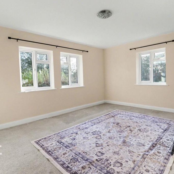 4 bedroom farm house to rent - Photo 1