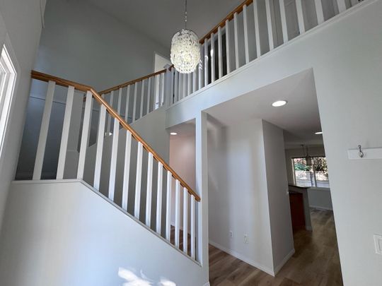 Lower Mission: 3 bed, 2.5 bath House - Photo 1