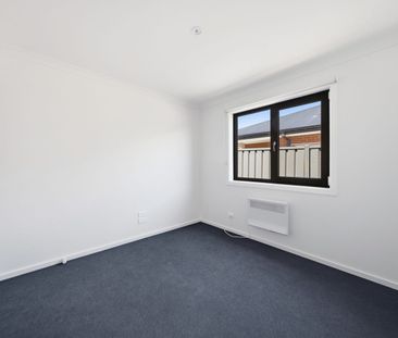 Brand new family home! - Photo 5