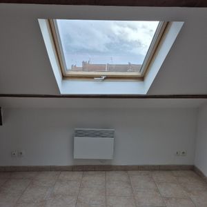 Location Appartement 2 pièces 53m² LENS 62300 - Photo 2