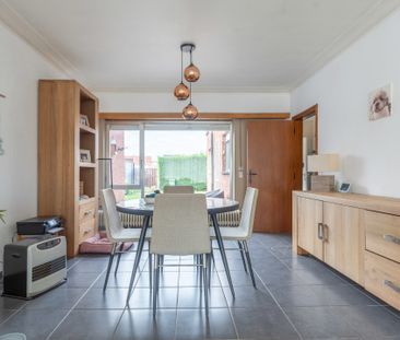 Woning met 2 slaapkamers, garage en tuin te Oud-Turnhout - Photo 1