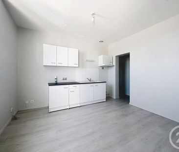 Location Appartement 2 pièces 28m² TROYES 10000 - Photo 3