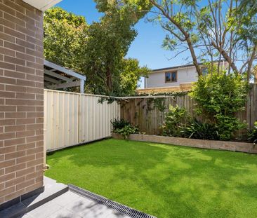 Stylish 3-Bedroom Duplex for Rent in Earlwood - Photo 3