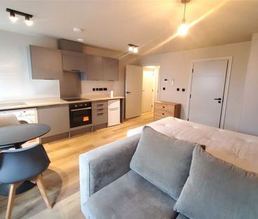 Holgate Court, RM1, Romford - Photo 4