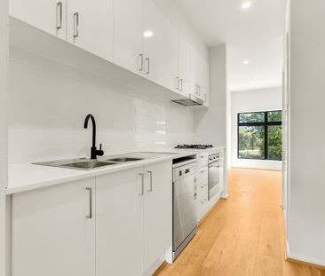 3C Grandstand Circuit, St Clair SA 5011 - Photo 2