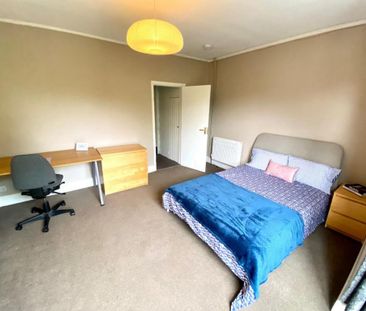 4 bedroom terraced house to rent - Photo 6