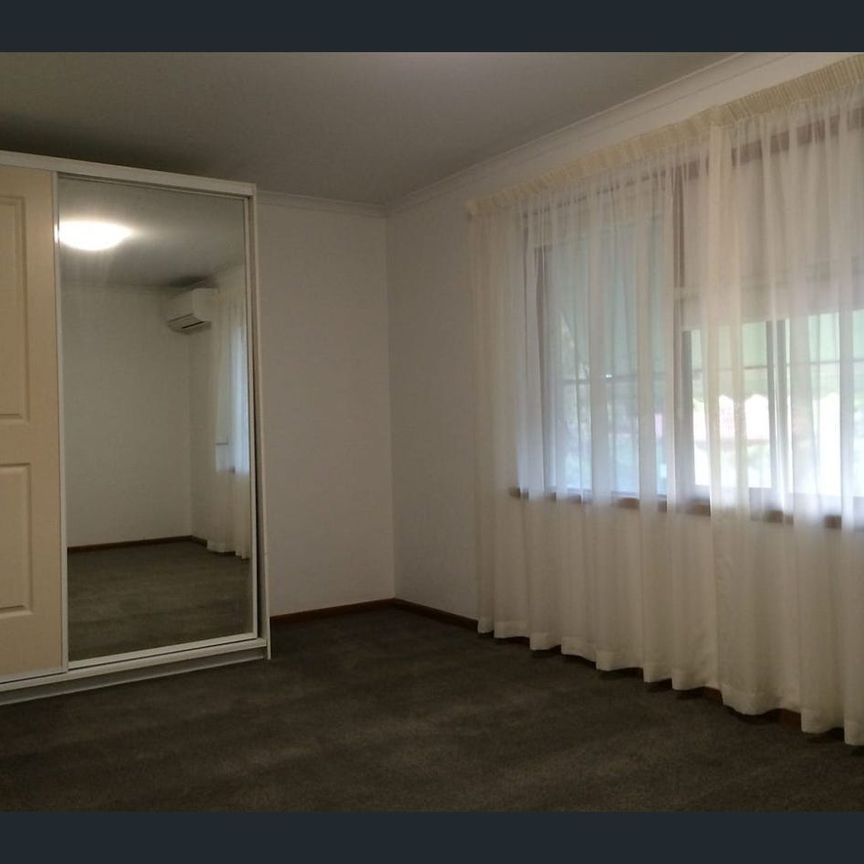 Large 2 Bedroom Townhouse - Photo 1